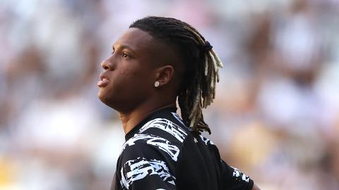 Cover image for Danilo sits out Botafogo match with World Cup and market in play